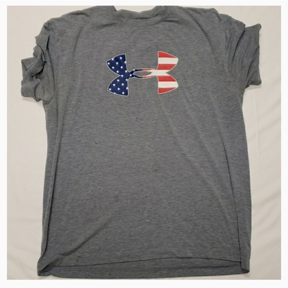 Under Armour tee 